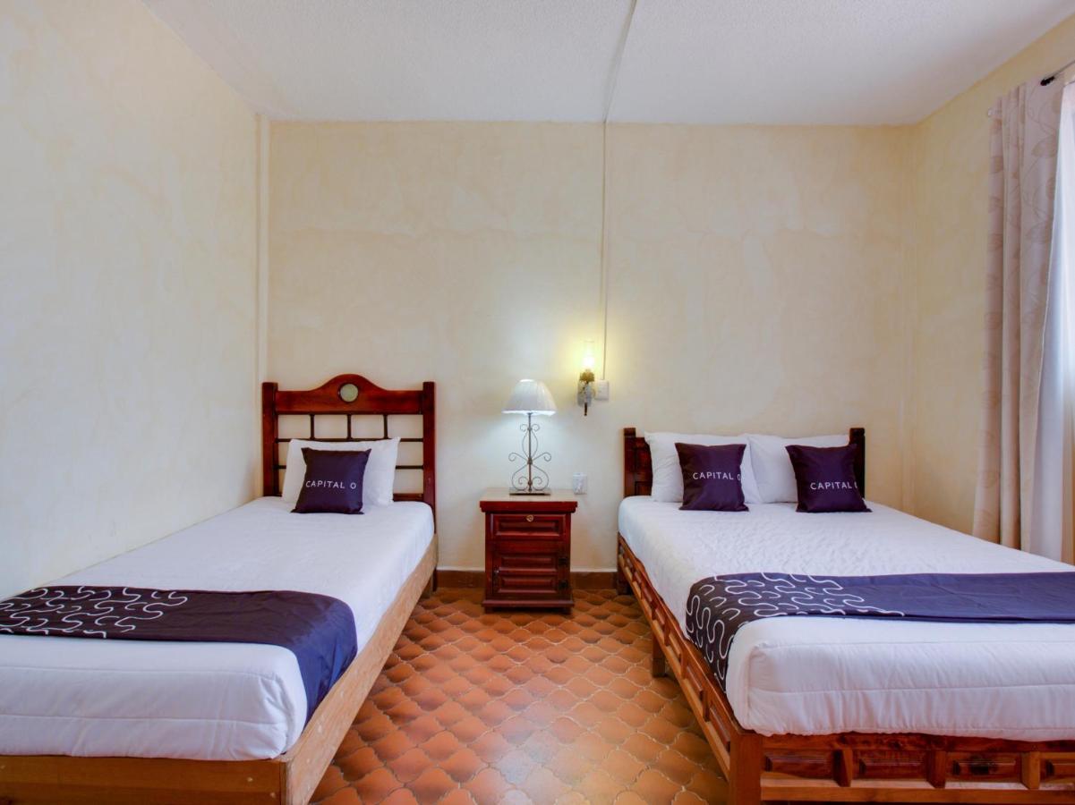 Hotel Valle De Oaxaca Bagian luar foto
